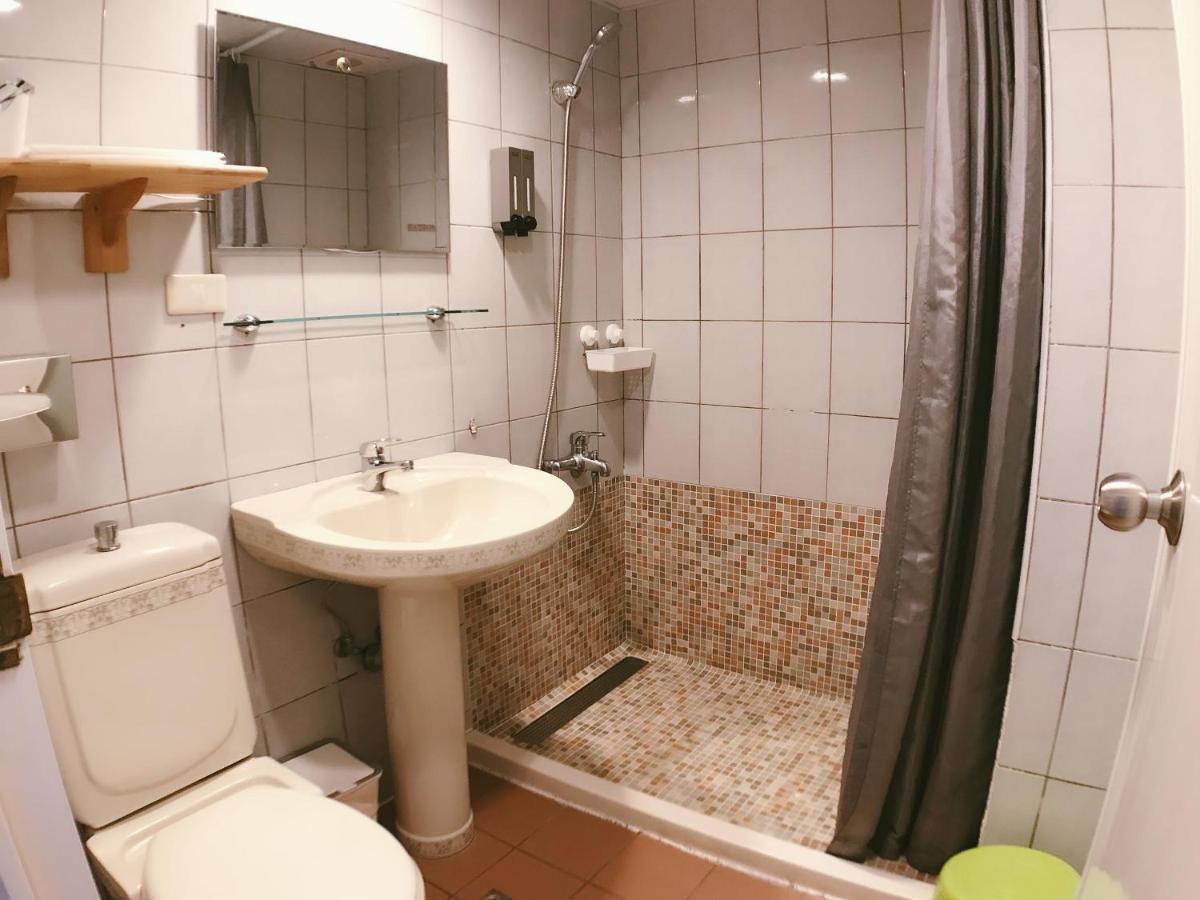 貝里多 Kending Hot Hostel Nam Loan Phòng bức ảnh